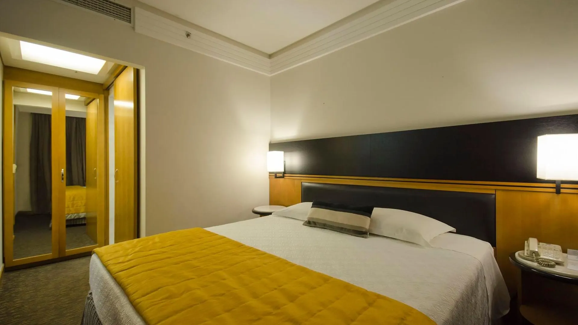 Estanplaza International Hotel Sao Paulo