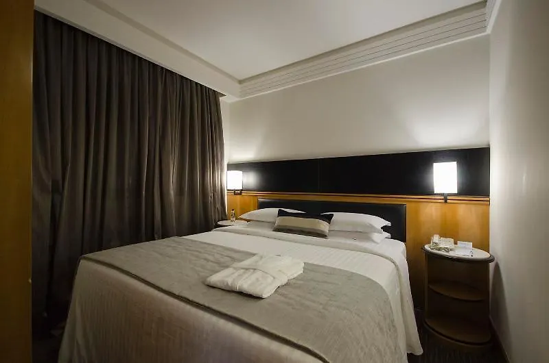 Estanplaza International Hotel São Paulo