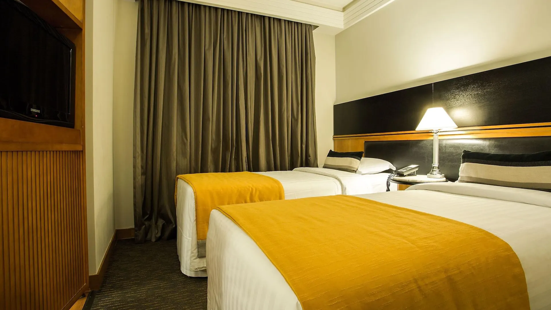 Estanplaza International Hotel São Paulo
